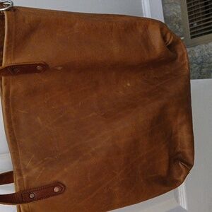 Finns fickle goods brown leather purse